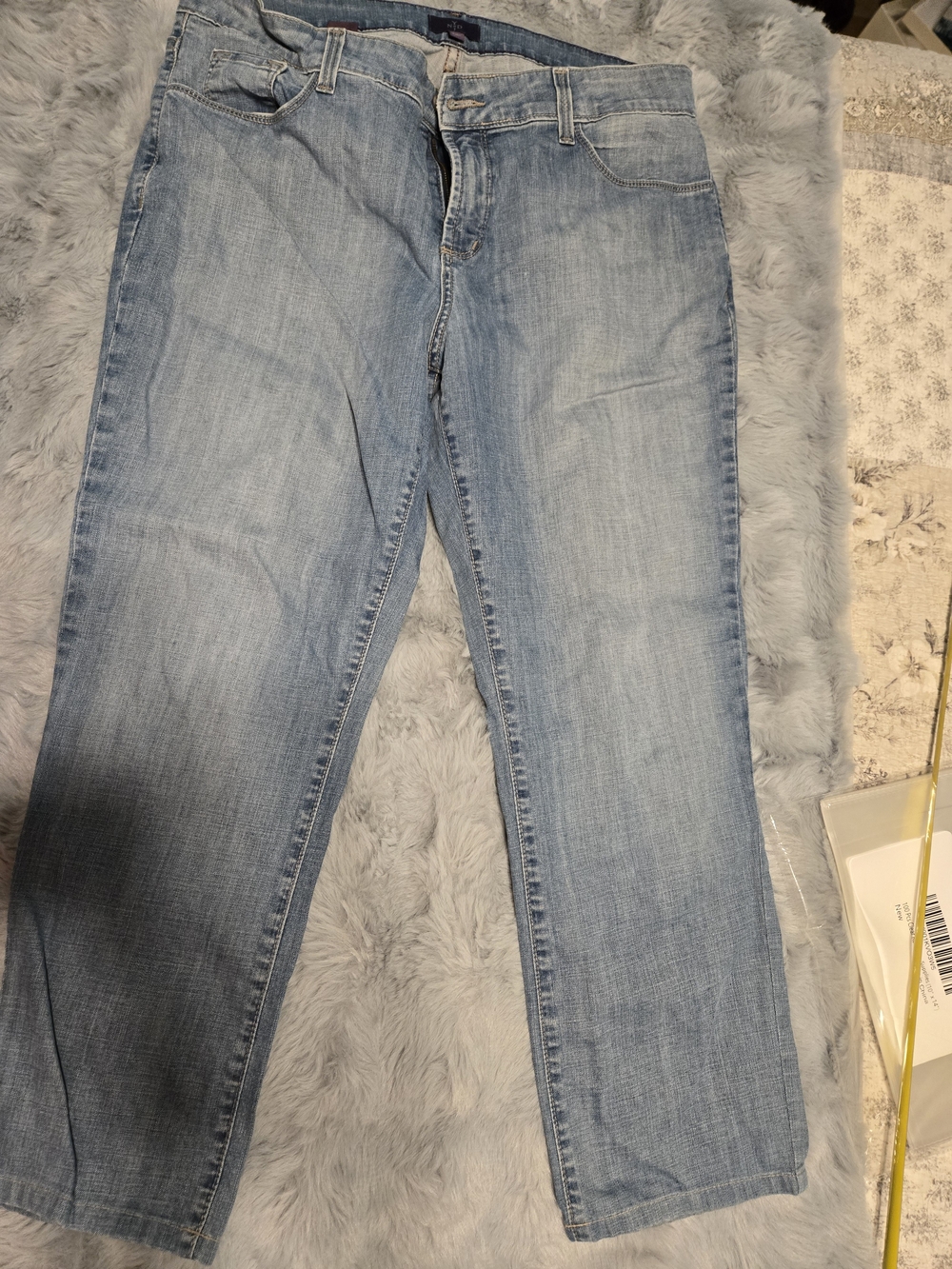 NYDJ Marilyn Straight Crop Light Wash Jeans Petite 12P